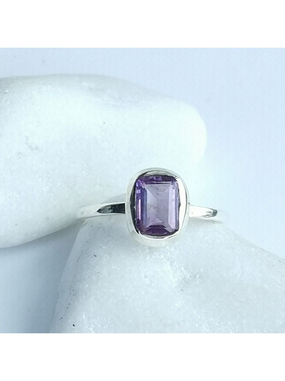 Amethyst Ring Sterling Silver Size 8 🆕